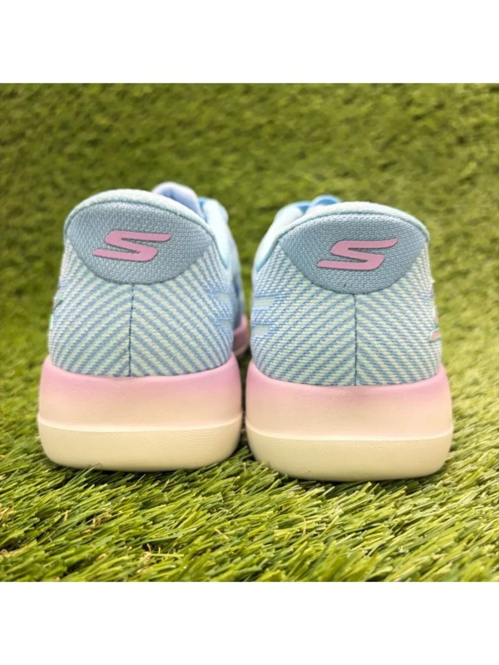 Skechers Go Walk Joy Lynzee Womens Size 5.5D Blue Pink Running Shoes Sneakers